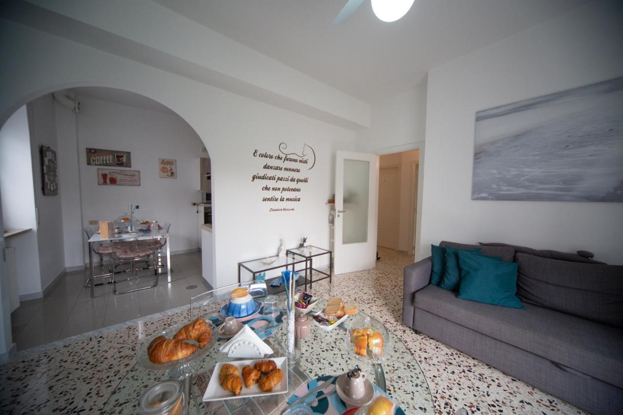 Casa Luisa Bed and Breakfast Salerno Exteriör bild